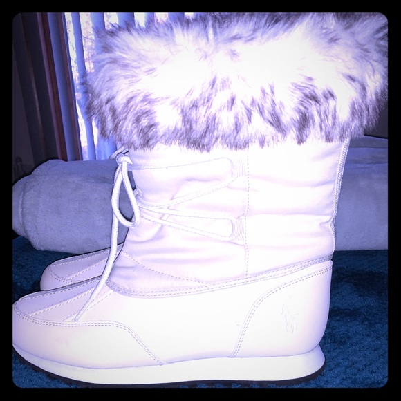 NWOT RALPH LAUREN SUPER CUTE LIGHTWEIGHT BOOTS! NEW! - Picture 3 of 8